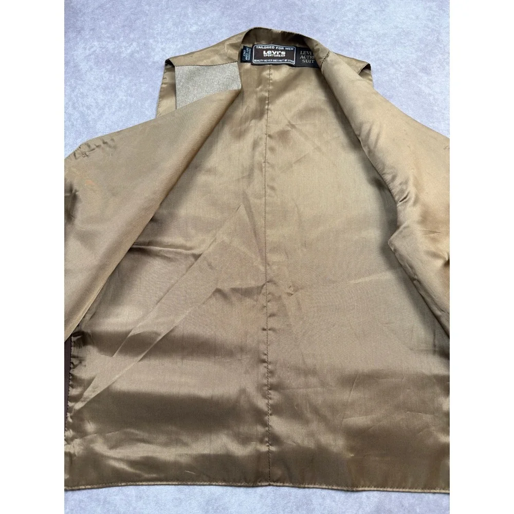 VTG Levi's Action Suit Vest Tailored For Men Sportswear‎ Tan Brown Button Front